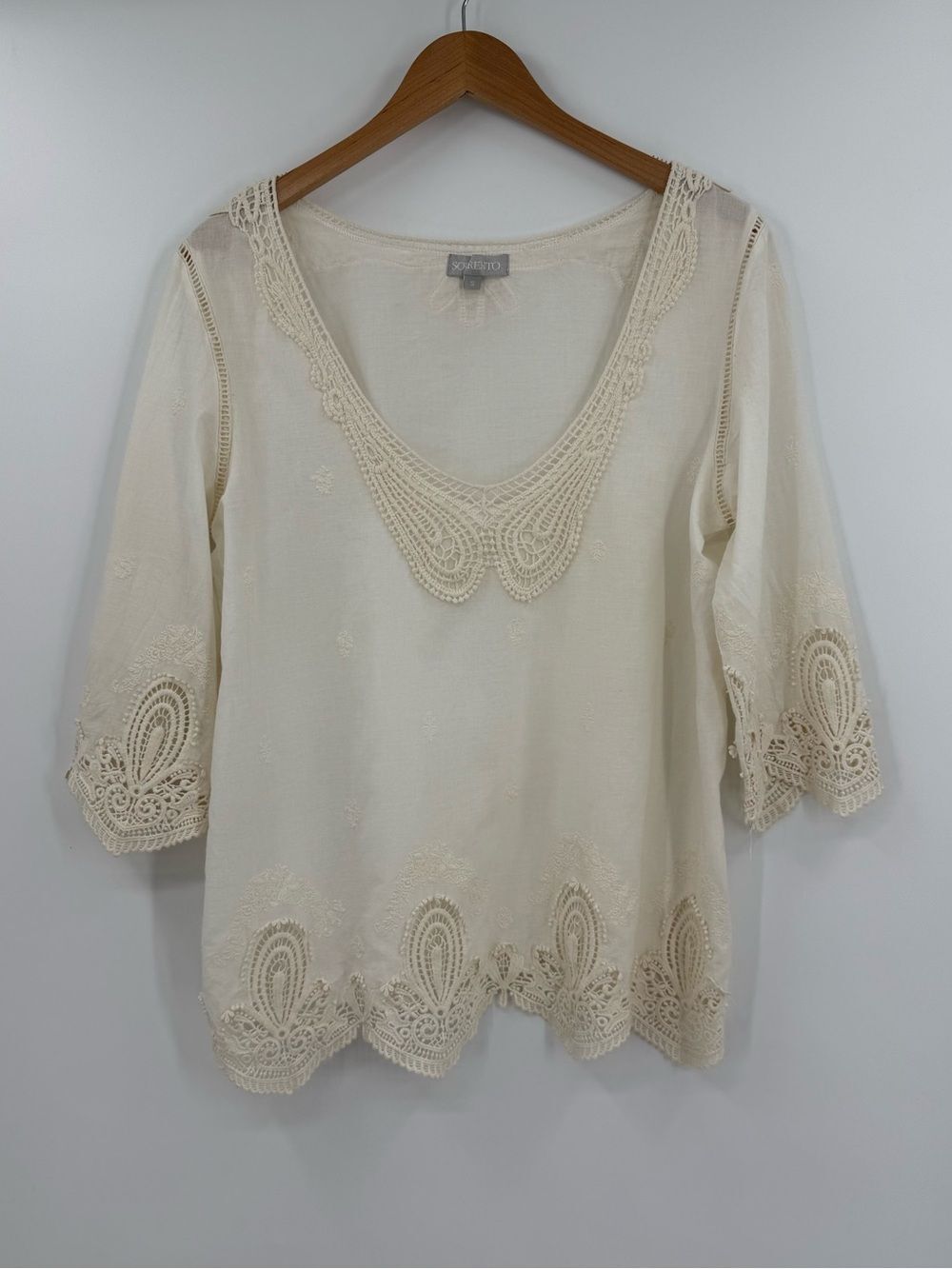 Sorrento Crochet Lace Trim Embroidered Boho Cotton Top | Cream | Small